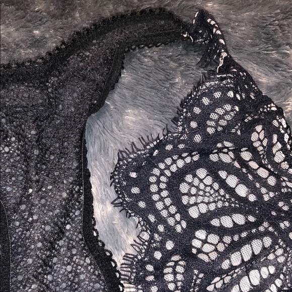 Victoria Secret Lacey High Neck Bra - Picture 4 of 8